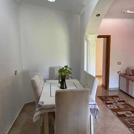 Big House Holiday home Corovode